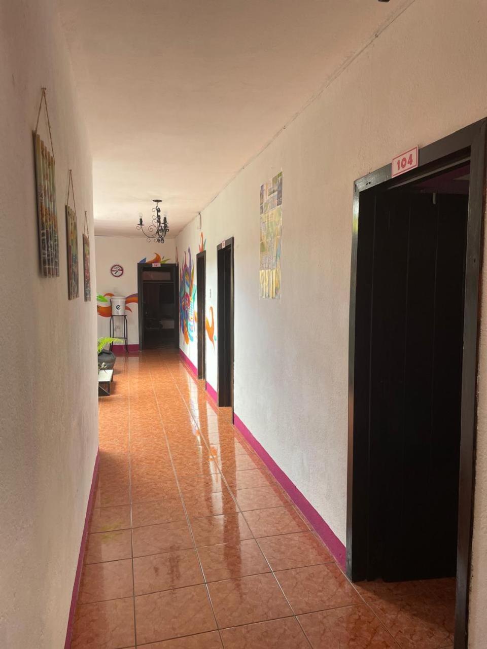One Day Trip Hostel Antigua Εξωτερικό φωτογραφία